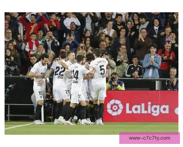 莱巴金娜主动出击捧杯超自豪